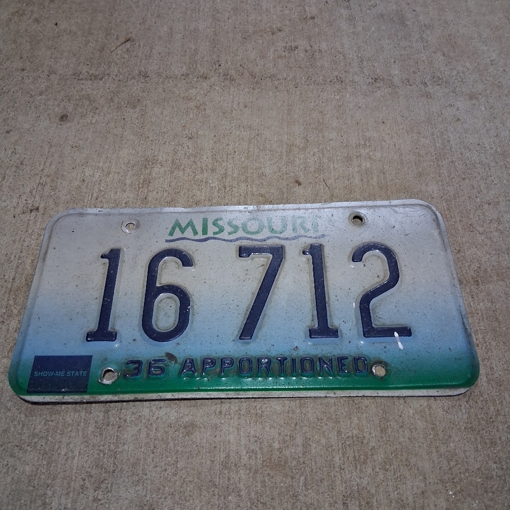 MISSOURI COLLECTABLE PLATE